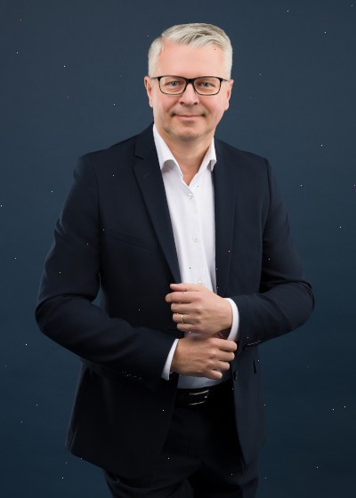 Dr. Adam Wisniewski